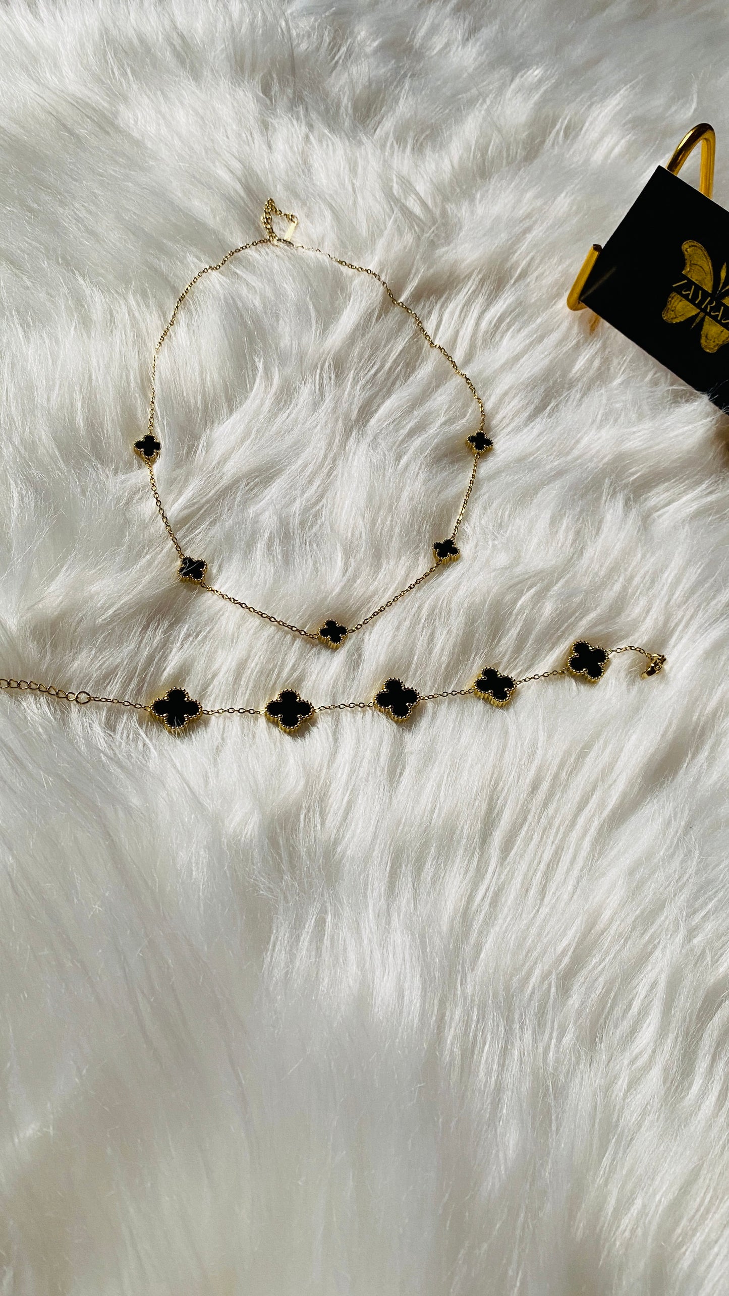 Elegant Black Clover Set