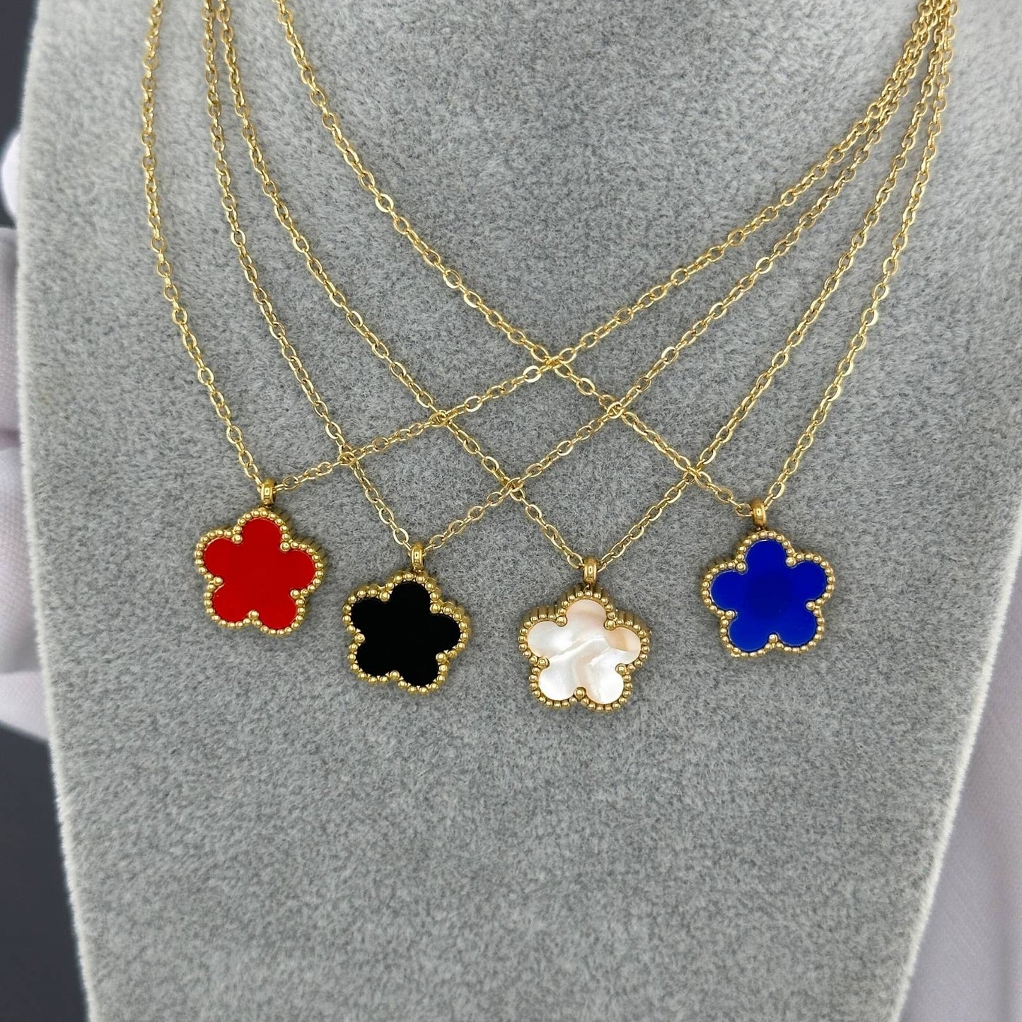 Black Flower Necklace