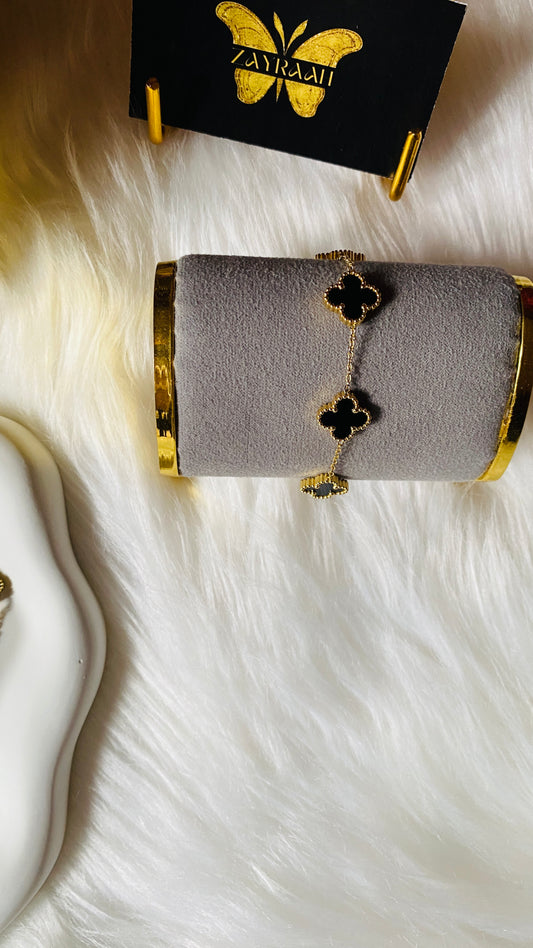 Elegant Black Clover Bracelet