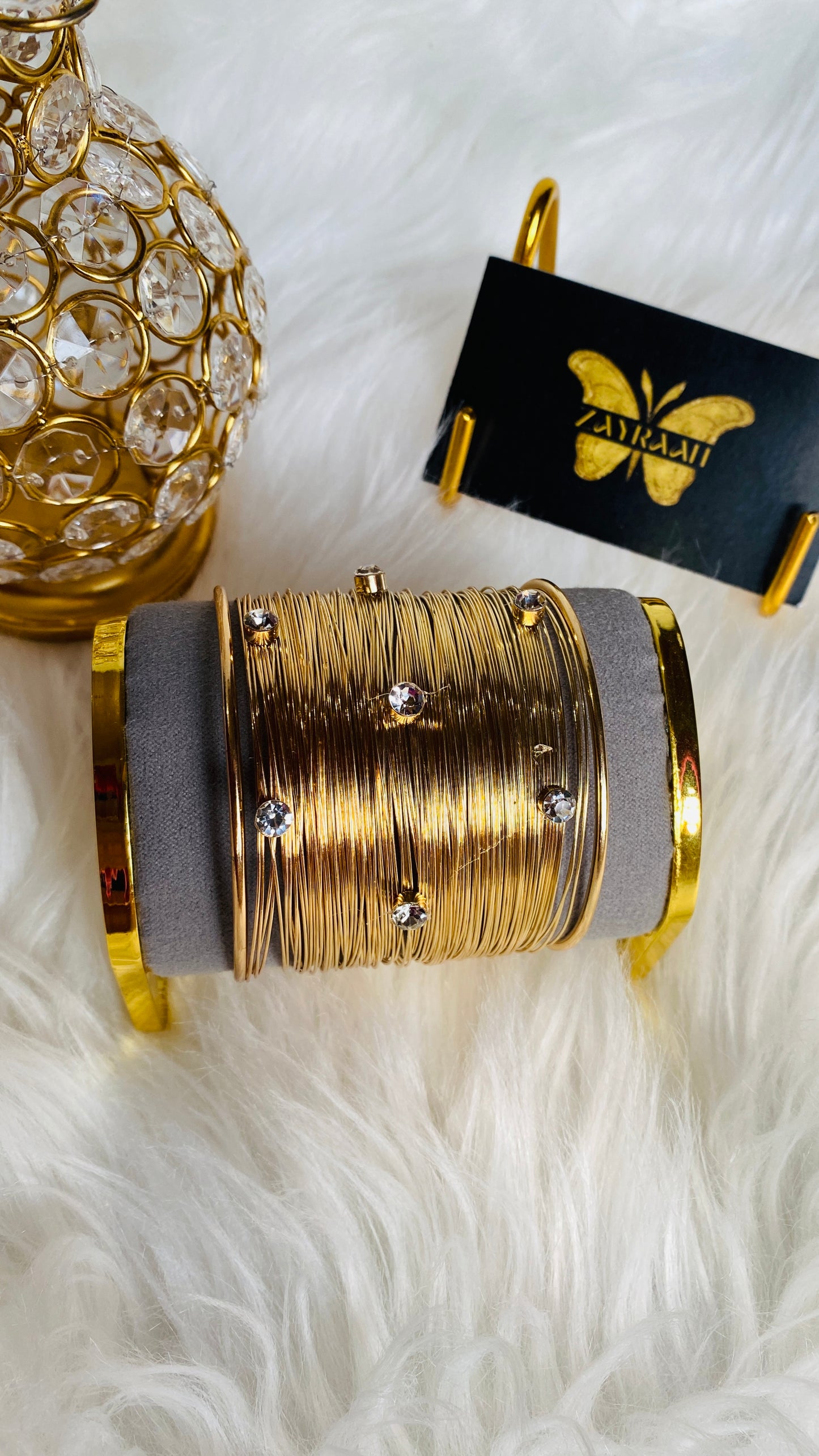 elegant bangle design, modern cuff bracelet, luxury bangle women, fashion jewelry India, designer bangle online, minimal jewelry India, women accessories
