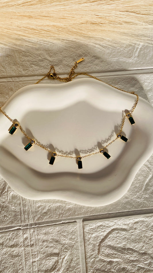 Emerald Green Dangling Necklace
