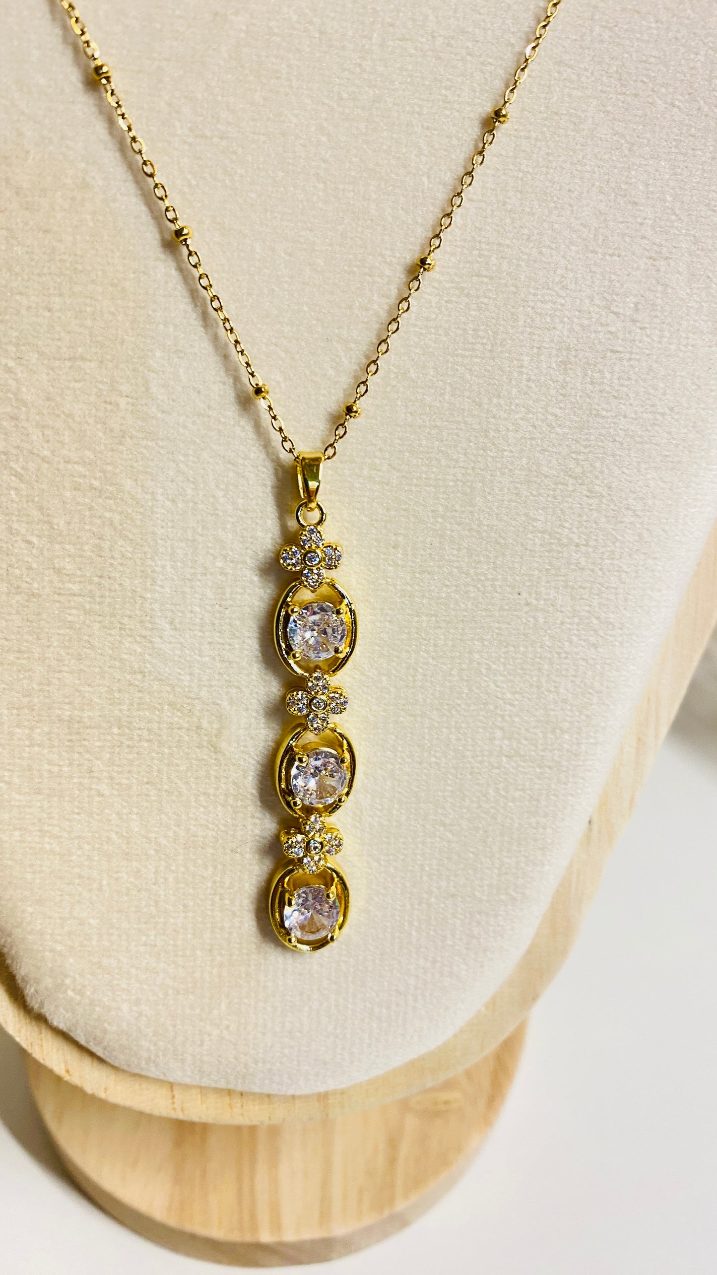 18K gold plated anti tarnish waterproof minimalist Y pendant jewelry
